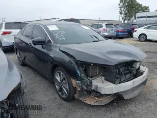 2019 Honda Clarity z VIN JHMZC5F11KC005316, wystawiony jako IAAI lot #42206674 z przebiegiem 127 498 mil mil oraz . Historia ofert i sprzedaży dostępna na DreamBid. Obrazek 1.