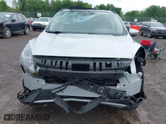 2020 Ford Escape SEL z VIN 1FMCU0H61LUA94358, wystawiony jako IAAI lot #42446406 z przebiegiem 38 803 mil mil oraz . Historia ofert i sprzedaży dostępna na DreamBid. Obrazek 6.