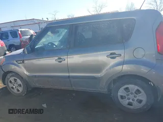 2013 Kia Soul with VIN KNDJT2A5XD7623334, listed as a IAAI auction lot 41424583 with 119,644 mi miles. Bid and sale history available at carsss.com. Image 14.