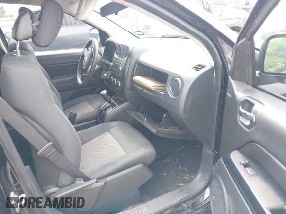 2012 Jeep Compass Sport with VIN 1C4NJCBBXCD657291, listed as a IAAI auction lot 41550847 with 165,301 mi miles. Bid and sale history available at carsss.com. Image 5.