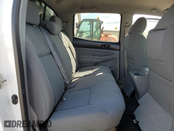 2010 Toyota Tacoma PreRunner with VIN 3TMKU4HN0AM024818, listed as a Copart auction lot 55816305 with 111,527 mi miles and Salvage title. Bid and sale history available at DreamBid. Image 10.