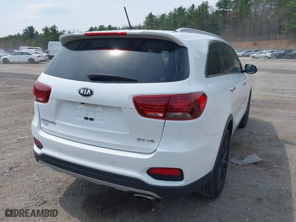 2020 Kia Sorento EX V6 with VIN 5XYPHDA5XLG696406, listed as a IAAI auction lot 41692137 with 76,812 mi miles. Bid and sale history available at carsss.com. Image 4.