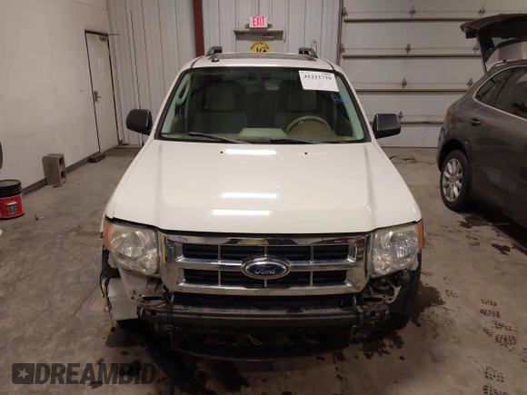 2012 Ford Escape XLT z VIN 1FMCU9DG4CKA72675, wystawiony jako IAAI lot #41212739 z przebiegiem 112 781 mil mil oraz . Historia ofert i sprzedaży dostępna na DreamBid. Obrazek 13.