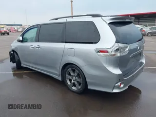 2013 Toyota Sienna SE с VIN 5TDXK3DC4DS366898, выставлен на аукционе IAAI как лот 41939257 с пробегом 157 292 миль миль и . История ставок и продаж доступна на DreamBid. Изображение 3.