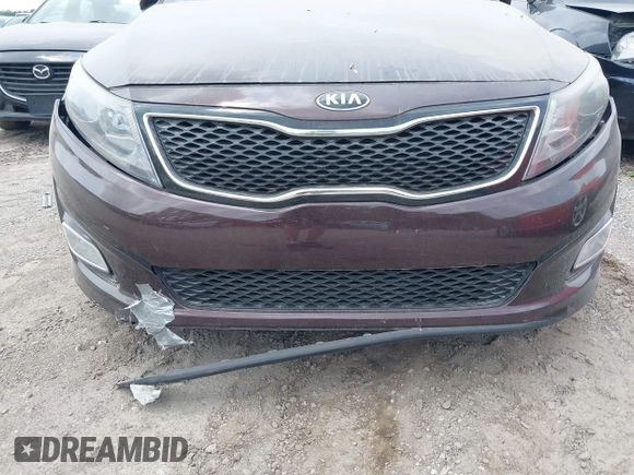 2014 Kia Optima EX z VIN 5XXGN4A77EG338455, wystawiony jako IAAI lot #42071765 z przebiegiem 136 331 mil mil oraz . Historia ofert i sprzedaży dostępna na DreamBid. Obrazek 17.