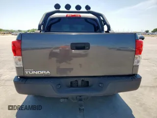 2013 Toyota Tundra z VIN 5TFEM5F16DX055332, wystawiony jako Copart lot #53103615 z przebiegiem 155 542 mil mil oraz Szkoda całkowita • Salvage title. Historia ofert i sprzedaży dostępna na DreamBid. Obrazek 6.
