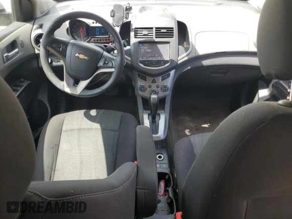 2015 Chevrolet Sonic LT with VIN 1G1JC5SH3F4178085, listed as a Copart auction lot 61368025 with 136,457 mi miles and Clean title. Bid and sale history available at DreamBid. Image 8.