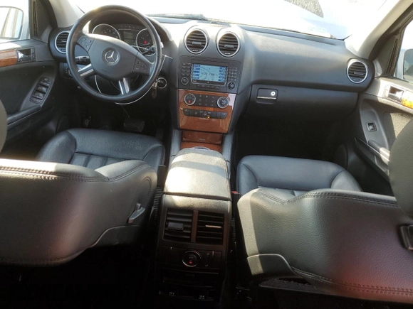 2006 Mercedes-Benz M 350 with VIN 4JGBB86E86A017230, listed as a Copart auction lot 45532555 with 118,830 mi miles and Salvage Title. Bid and sale history available at DreamBid. Image 8.
