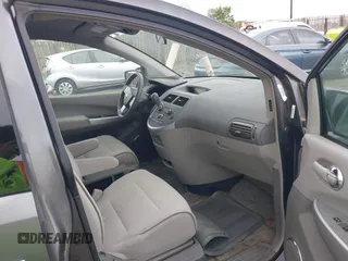 2009 Nissan Quest SL z VIN 5N1BV28U19N108166, wystawiony jako IAAI lot #42298091 z przebiegiem 98 518 mil mil oraz . Historia ofert i sprzedaży dostępna na DreamBid. Obrazek 5.