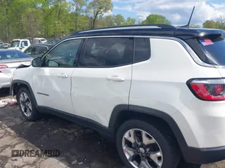 2018 Jeep Compass Limited with VIN 3C4NJDCB0JT314422, listed as a IAAI auction lot 42020523 with 41,888 mi miles and . Bid and sale history available at DreamBid. Image 14.