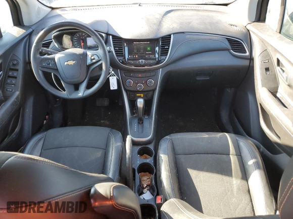 2021 Chevrolet Trax LT with VIN KL7CJPSB3MB321393, listed as a Copart auction lot 88495325 with 81,720 mi miles and Salvage Title. Bid and sale history available at carsss.com. Image 8.