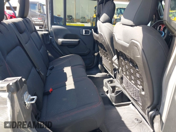 2019 Jeep Wrangler Unlimited Rubicon with VIN 1C4HJXFN9KW507281, listed as a IAAI auction lot 42695939 with 60,802 mi miles and . Bid and sale history available at DreamBid. Image 8.