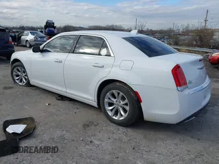2015 Chrysler 300 Limited with VIN 2C3CCAAG8FH781252, listed as a IAAI auction lot 41138887 with 115,116 mi miles. Bid and sale history available at carsss.com. Image 3.