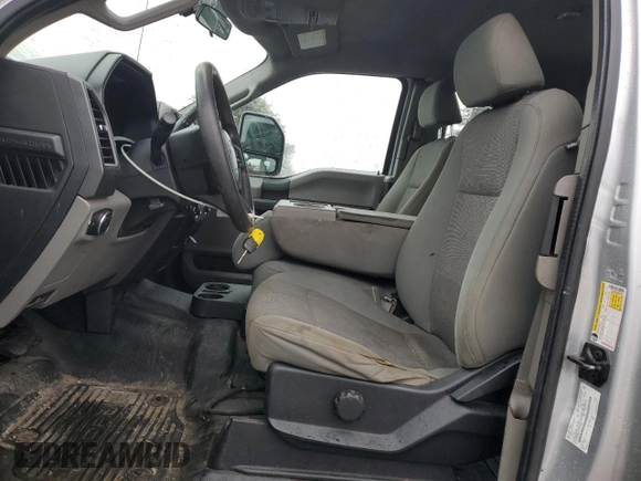 2019 Ford F-250 XL z VIN 1FT7X2B61KEF55620, wystawiony jako Copart lot #44321215 z przebiegiem 105 823 mil mil oraz Szkoda całkowita • Salvage title. Historia ofert i sprzedaży dostępna na DreamBid. Obrazek 7.
