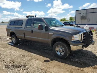 2006 Ford F-250 XL with VIN 1FTSX21556ED82242, listed as a Copart auction lot 58216245 with 246,360 mi miles and Clean title. Bid and sale history available at DreamBid. Image 4.