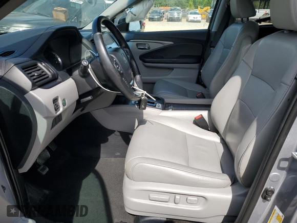 2018 Honda Pilot EX-L with VIN 5FNYF5H54JB030975, listed as a Copart auction lot 61160835 with 107,783 mi miles and Salvage title. Bid and sale history available at DreamBid. Image 7.