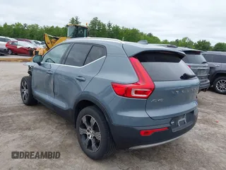 2021 Volvo XC40 Inscription with VIN YV4162UL2M2432602, listed as a IAAI auction lot 42331915 with 54,195 mi miles and . Bid and sale history available at DreamBid. Image 3.