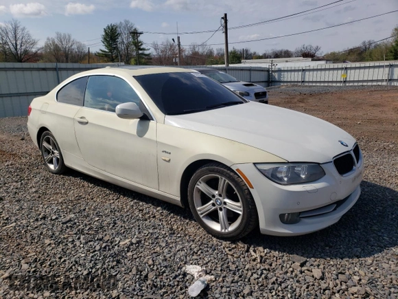 2013 BMW 3 Series 328i xDrive with VIN WBAKF3C56DJ386081, listed as a Copart auction lot 52391805 with 138,719 mi miles and Salvage Title. Bid and sale history available at carsss.com. Image 4.