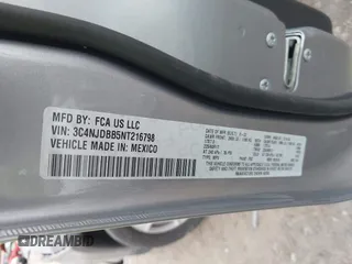 2022 Jeep Compass Latitude с VIN 3C4NJDBB5NT216798, выставлен на аукционе IAAI как лот 42042804 с пробегом 42 781 миль миль и . История ставок и продаж доступна на DreamBid. Изображение 9.