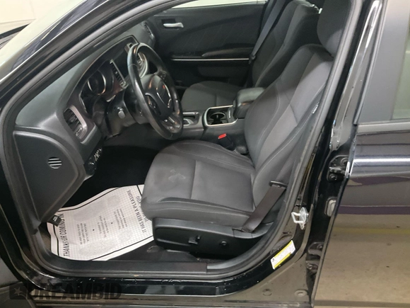 2019 Dodge Charger SXT z VIN 2C3CDXBG6KH613859, wystawiony jako IAAI lot #42509609 z przebiegiem 76 418 mil mil oraz . Historia ofert i sprzedaży dostępna na DreamBid. Obrazek 22.