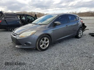 2014 Ford Focus SE z VIN 1FADP3K20EL302977, wystawiony jako Copart lot #48118065 z przebiegiem 156 744 mil mil oraz Szkoda całkowita • Salvage title. Historia ofert i sprzedaży dostępna na DreamBid. Obrazek 1.