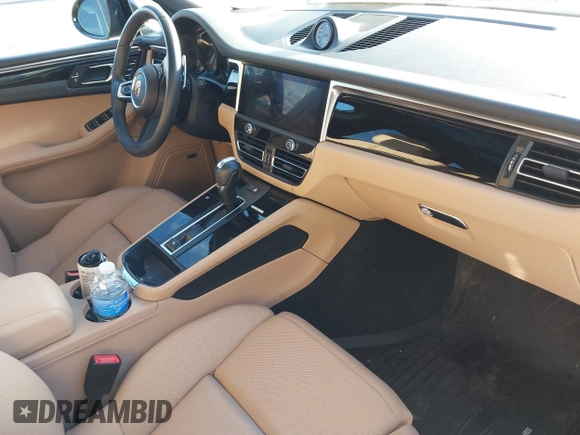 2024 Porsche Macan with VIN WP1AA2A56RLB09824, listed as a IAAI auction lot 41547013 with 10,703 mi miles and . Bid and sale history available at DreamBid. Image 5.