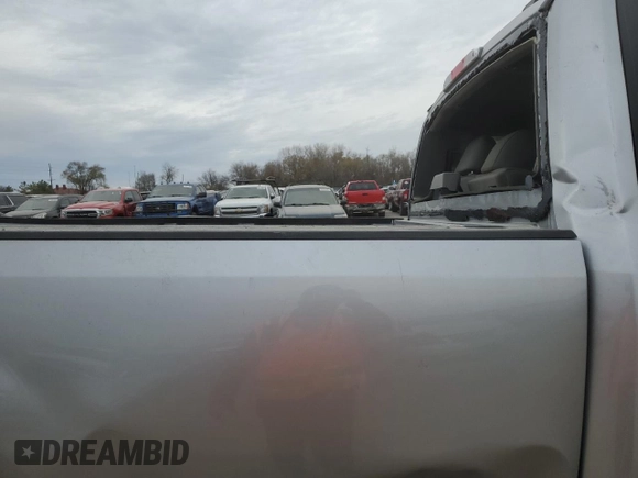 2022 Ford F-250 XL with VIN 1FTBF2B62NED30463, listed as a Copart auction lot 81874934 with 28,994 mi miles and Salvage title. Bid and sale history available at DreamBid. Image 10.