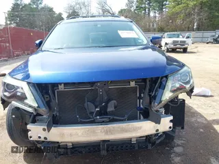 2017 Nissan Pathfinder S with VIN 5N1DR2MN5HC677480, listed as a IAAI auction lot 41730478 with 73,219 mi miles. Bid and sale history available at carsss.com. Image 6.