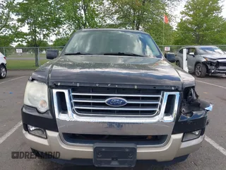2008 Ford Explorer Eddie Bauer z VIN 1FMEU74E18UA93782, wystawiony jako IAAI lot #42219971 z przebiegiem 166 273 mil mil oraz . Historia ofert i sprzedaży dostępna na DreamBid. Obrazek 12.