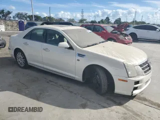2010 Cadillac STS AWD z VIN 1G6DU6EV9A0138248, wystawiony jako Copart lot #85649154 z przebiegiem 137 227 mil mil oraz Nie do naprawy • Non repairable. Historia ofert i sprzedaży dostępna na DreamBid. Obrazek 4.