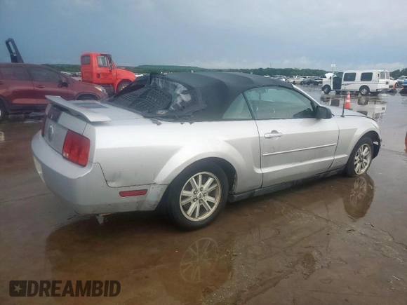 2006 Ford Mustang Standard with VIN 1ZVFT84N265254517, listed as a Copart auction lot 54133895 with 144,151 mi miles and Clean Title. Bid and sale history available at carsss.com. Image 4.