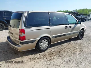 1998 Chevrolet Venture with VIN 1GNDX03E5WD173302, listed as a IAAI auction lot 42033616 with 325,300 mi miles. Bid and sale history available at carsss.com. Image 4.