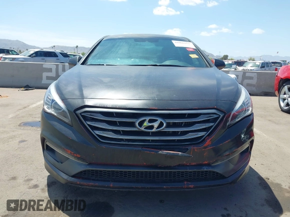 2015 Hyundai Sonata Sport with VIN 5NPE34ABXFH084893, listed as a IAAI auction lot 42066253 with 122,923 mi miles and . Bid and sale history available at carsss.com. Image 12.