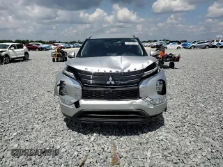 2024 Mitsubishi Outlander ES z VIN JA4J3UA83RZ005171, wystawiony jako Copart lot #57891695 z przebiegiem 14 605 mil mil oraz Nie do naprawy • Non repairable. Historia ofert i sprzedaży dostępna na DreamBid. Obrazek 14.