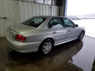 2004 Hyundai Sonata with VIN KMHWF25S74A963617, listed as a Copart auction lot 45172425 with 76,855 mi miles and Salvage Title. Bid and sale history available at carsss.com. Image 3.