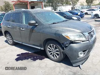 2015 Nissan Pathfinder SL с VIN 5N1AR2MN4FC639562, выставлен на аукционе IAAI как лот 42314058 с пробегом 156 921 миль миль и . История ставок и продаж доступна на DreamBid. Изображение 1.