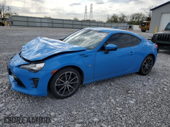 2020 Toyota 86 z VIN JF1ZNAA10L8752508, wystawiony jako Copart lot #54103985 z przebiegiem 67 479 mil mil oraz Szkoda całkowita • Salvage title. Historia ofert i sprzedaży dostępna na DreamBid. Obrazek 1.