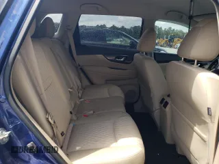 2020 Nissan Rogue SV z VIN JN8AT2MT2LW003743, wystawiony jako Copart lot #58716285 z przebiegiem 99 395 mil mil oraz Szkoda całkowita • Salvage title. Historia ofert i sprzedaży dostępna na DreamBid. Obrazek 11.