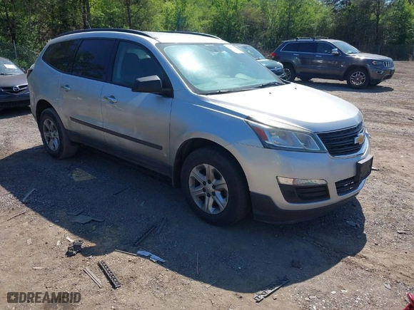 2015 Chevrolet Traverse LS with VIN 1GNKRFKD3FJ278483, listed as a IAAI auction lot 42007507 with 147,938 mi miles. Bid and sale history available at carsss.com. Image 1.