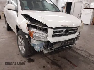 2006 Toyota RAV4 Limited with VIN JTMBK31V165010966, listed as a IAAI auction lot 41461623 with 1 mi miles. Bid and sale history available at carsss.com. Image 6.