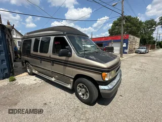 2002 Ford Econoline Cargo Recreational with VIN 1FDPE24L52HB75294, listed as a Copart auction lot 61638095 with 184,578 mi miles and Clean title. Bid and sale history available at DreamBid. Image 1.