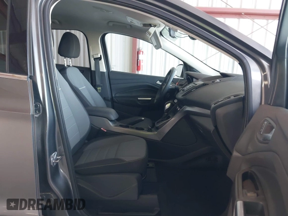 2013 Ford Escape SE with VIN 1FMCU0GX6DUC25019, listed as a IAAI auction lot 42165049 with 90,774 mi miles. Bid and sale history available at carsss.com. Image 5.