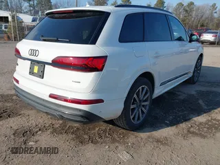 2022 Audi Q7 Premium Plus with VIN WA1LJBF75ND018515, listed as a IAAI auction lot 41413527 with 62,123 mi miles and . Bid and sale history available at DreamBid. Image 4.
