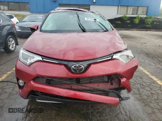 2018 Toyota RAV4 XLE with VIN 2T3WFREV6JW463548, listed as a Copart auction lot 58765805 with 61,250 mi miles and Non repairable. Bid and sale history available at DreamBid. Image 5.