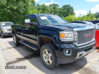 2015 GMC Sierra 2500HD Denali with VIN 1GT120E86FF567722, listed as a IAAI auction lot 42336900 with 176,312 mi miles and . Bid and sale history available at DreamBid. Image 1.