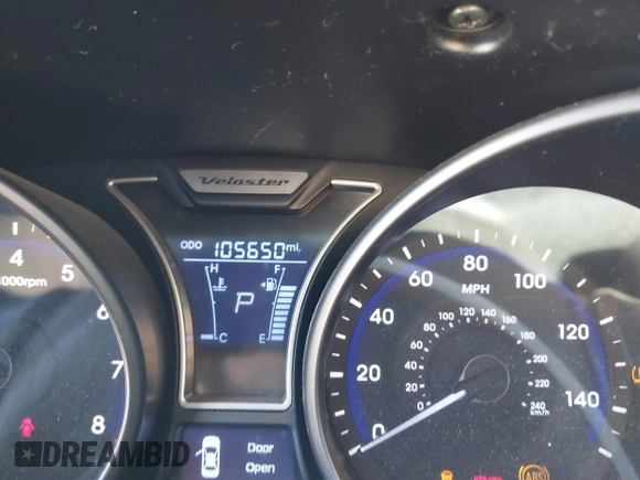 2013 Hyundai Veloster Turbo with VIN KMHTC6AE6DU162372, listed as a IAAI auction lot 41481820 with 105,650 mi miles and . Bid and sale history available at DreamBid. Image 7.