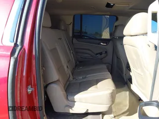 2015 GMC Yukon XL SLT with VIN 1GKS2HKC0FR585406, listed as a IAAI auction lot 41412441 with 210,321 mi miles. Bid and sale history available at carsss.com. Image 8.