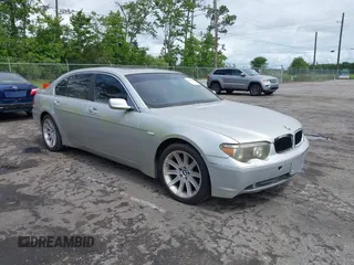 2003 BMW 7 Series 745Li z VIN WBAGN63483DR12662, wystawiony jako IAAI lot #42405436 z przebiegiem 150 906 mil mil oraz . Historia ofert i sprzedaży dostępna na DreamBid. Obrazek 1.