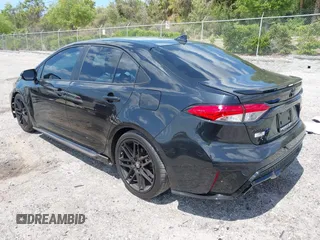 2021 Toyota Corolla SE with VIN 5YFS4MCE5MP076756, listed as a IAAI auction lot 41915379 with 109,975 mi miles. Bid and sale history available at carsss.com. Image 3.