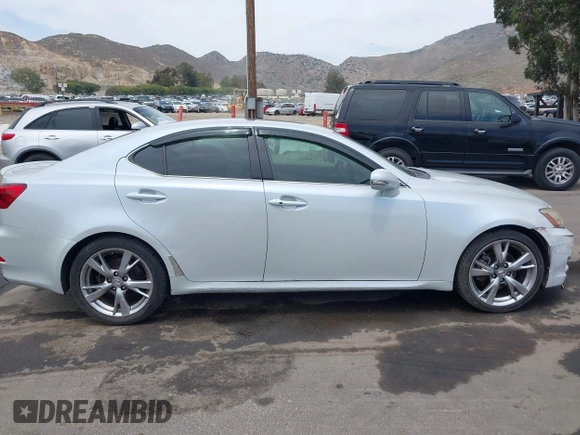 2010 Lexus IS 250 z VIN JTHBF5C20A5122748, wystawiony jako IAAI lot #42249280 z przebiegiem 122 826 mil mil oraz . Historia ofert i sprzedaży dostępna na DreamBid. Obrazek 13.
